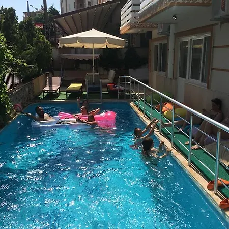 Ξενοδοχείο Uc Mevsim